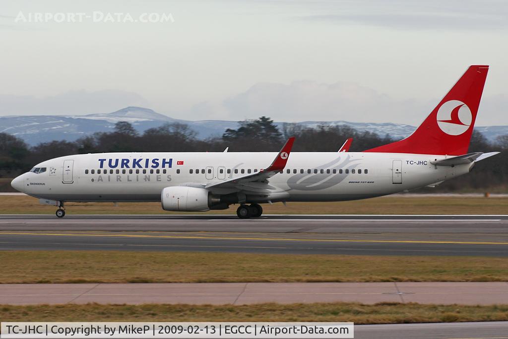 TC-JHC, 2008 Boeing 737-8F2 C/N 35742, Rolling down 05L.
