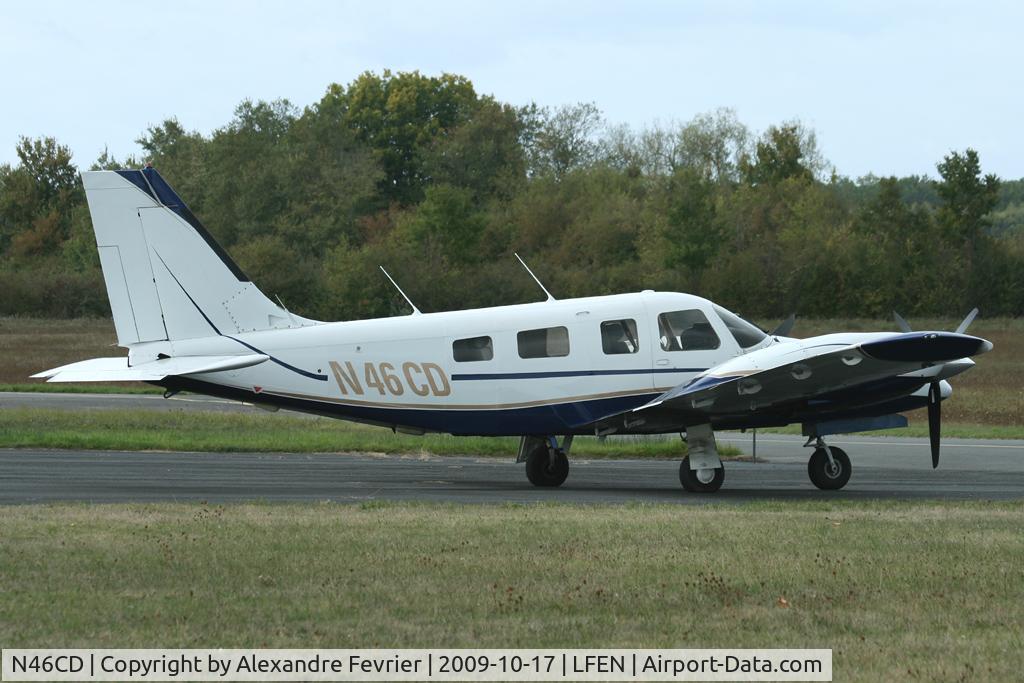 N46CD, 1998 Piper PA-34-220T Seneca V C/N 34-49044, Short stopover at Sorigny airfield.
