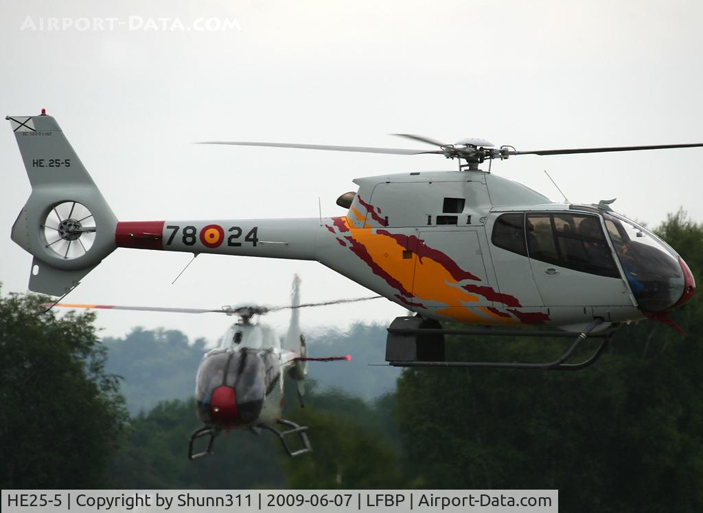 HE25-5, 2000 Eurocopter EC-120B Colibri C/N 1167, Arriving from Cazaux AFB...