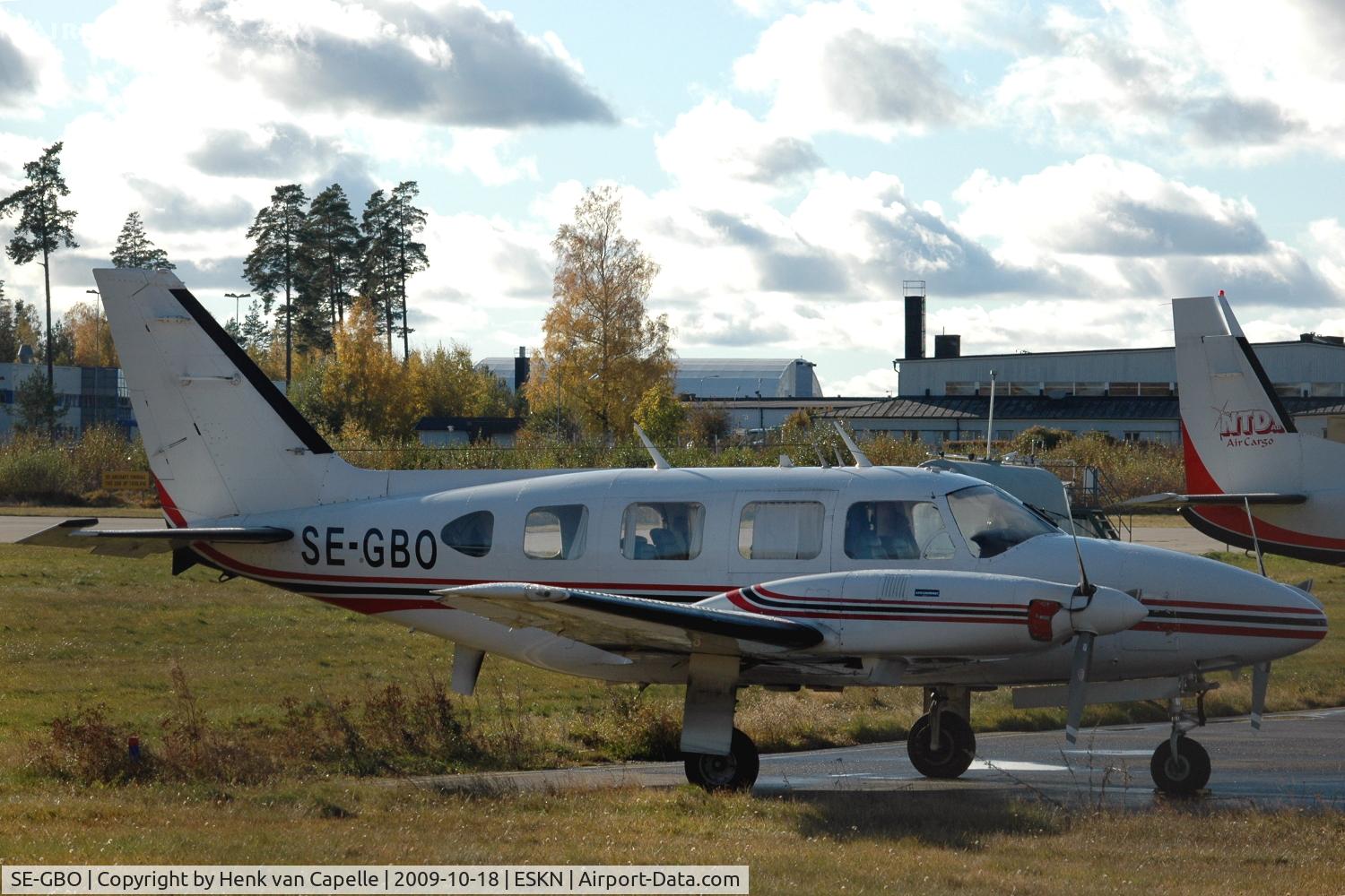 SE-GBO, 1973 Piper PA-31-310 Navajo C/N 31-7400983, Piper Navajo parked at Nyköping Skavsta airport, Sweden