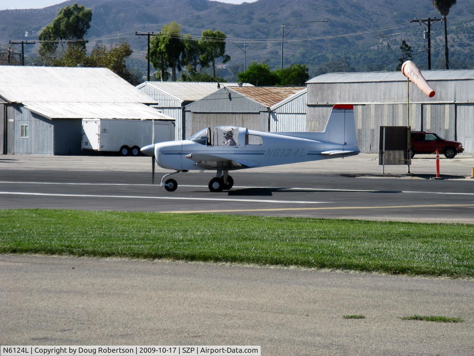 N6124L, 1970 American AA-1 Yankee C/N AA1-0324, 1970 American AA-1 YANKEE CLIPPER, Lycoming O-235 108 Hp, takeoff roll Rwy 22