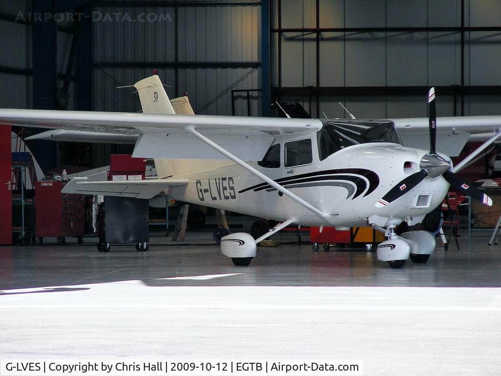 G-LVES, 2000 Cessna 182S Skylane C/N 182-80741, Privately owned