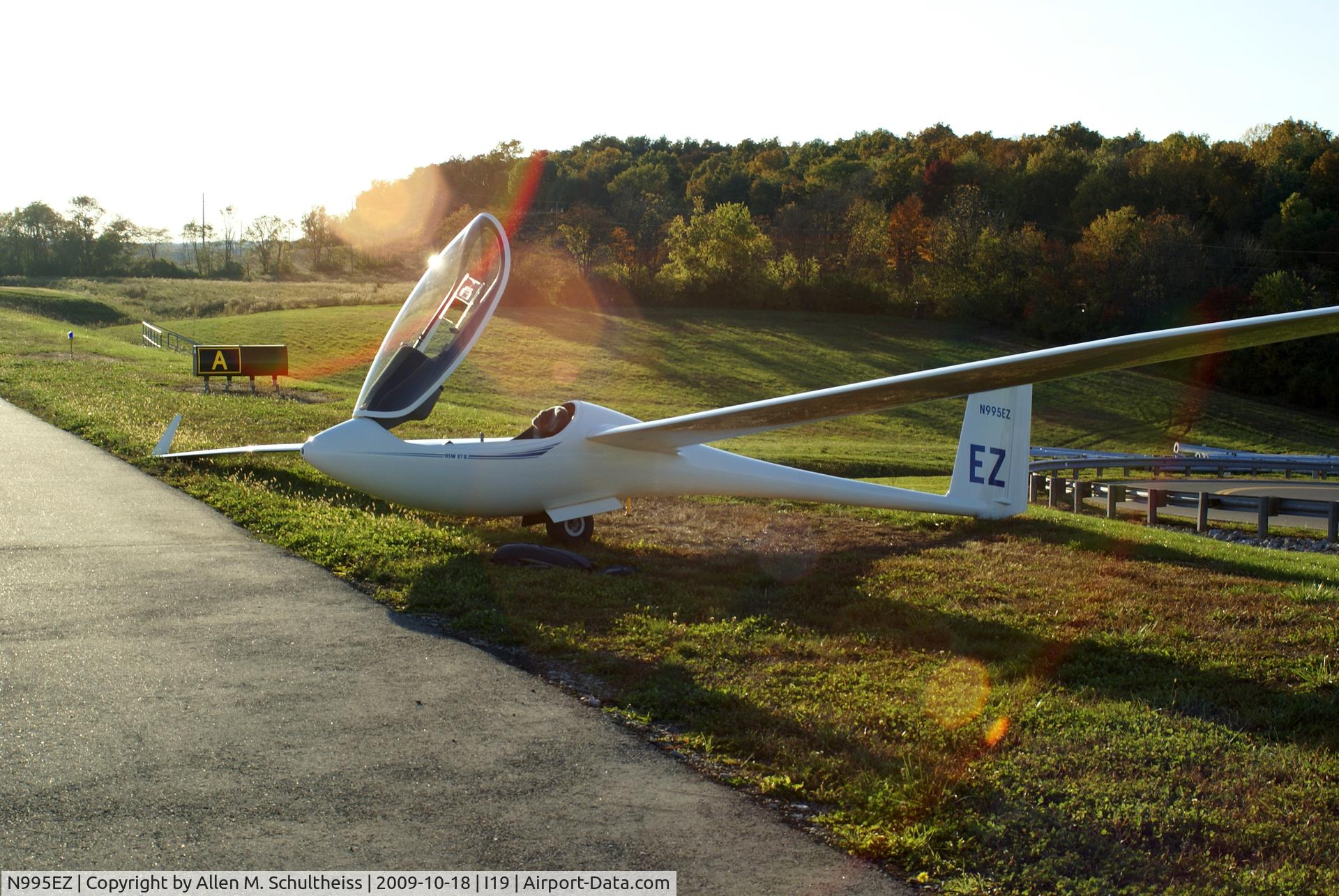 N995EZ, 2002 Schleicher ASW-27 C/N 27194, 2002 Schleicher ASW-27