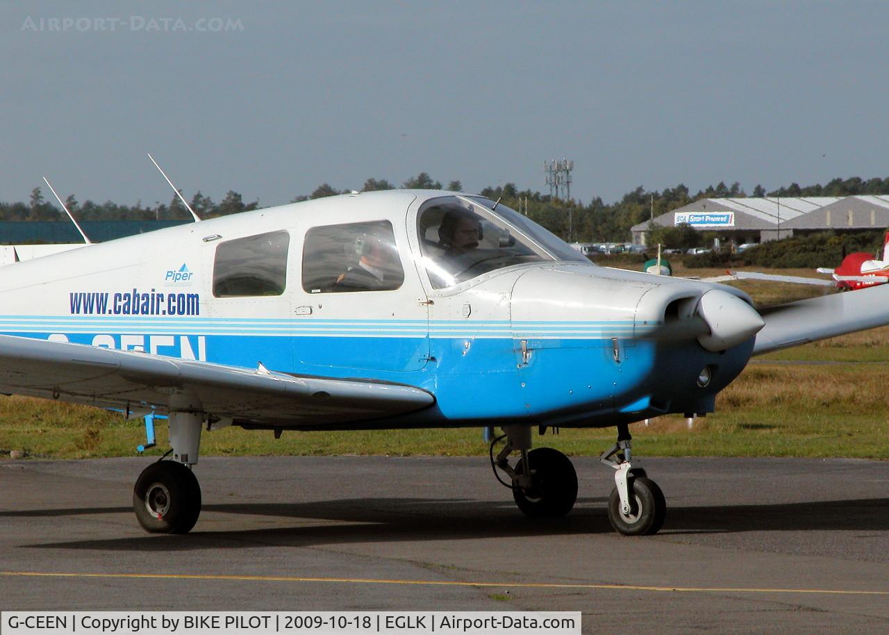 G-CEEN, 1990 Piper PA-28-161 Cadet C/N 2841293, TAXYING TOWARDS RWY 25 AFTER RUNNING UP