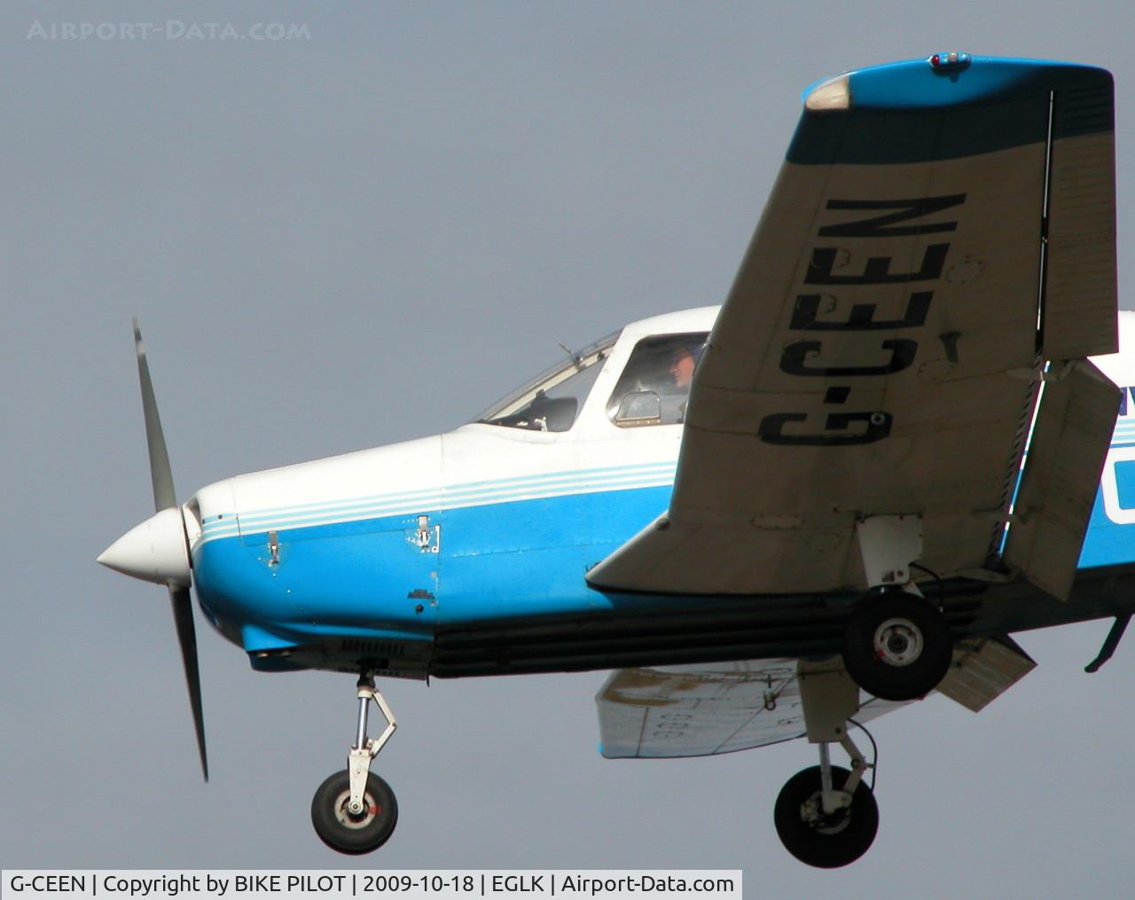 G-CEEN, 1990 Piper PA-28-161 Cadet C/N 2841293, FINALS FOR A TOUCH AND GO