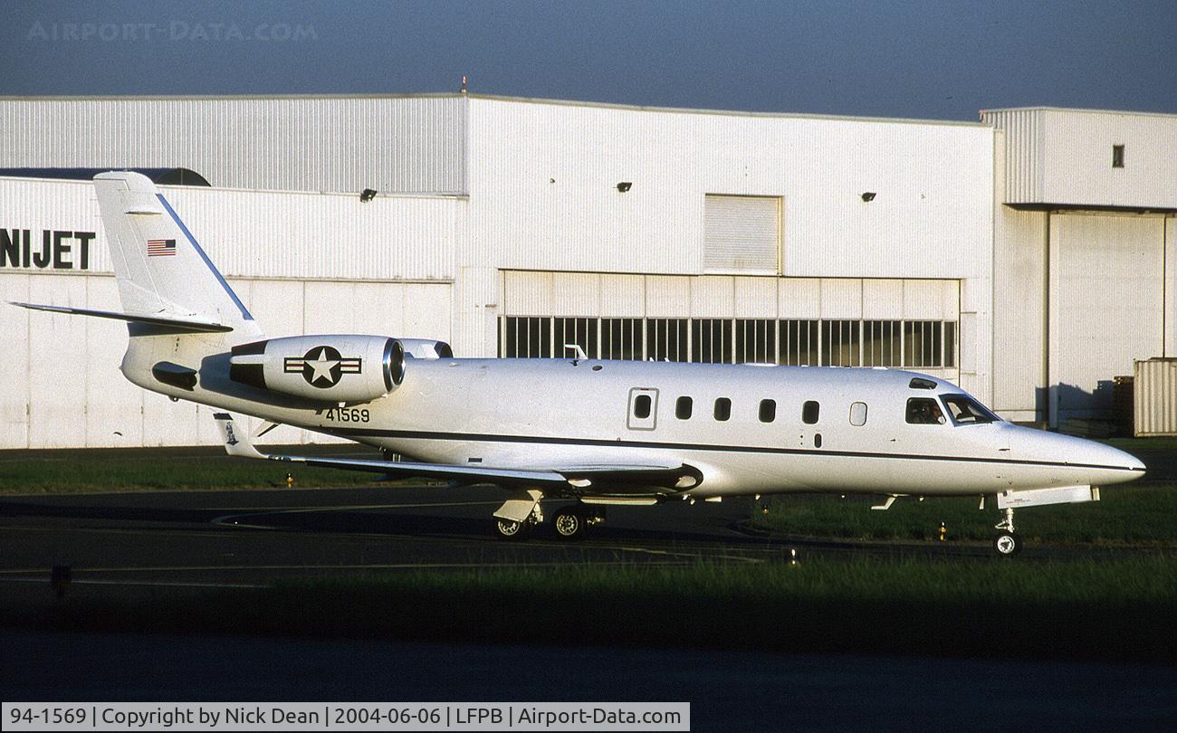 94-1569, 1994 Galaxy Aerospace C-38A Courier C/N 088, LFPB