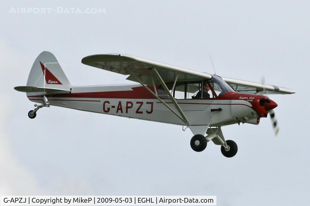 G-APZJ, 1959 Piper PA-18-150 Super Cub C/N 18-7233, Seen landing at Lasham.