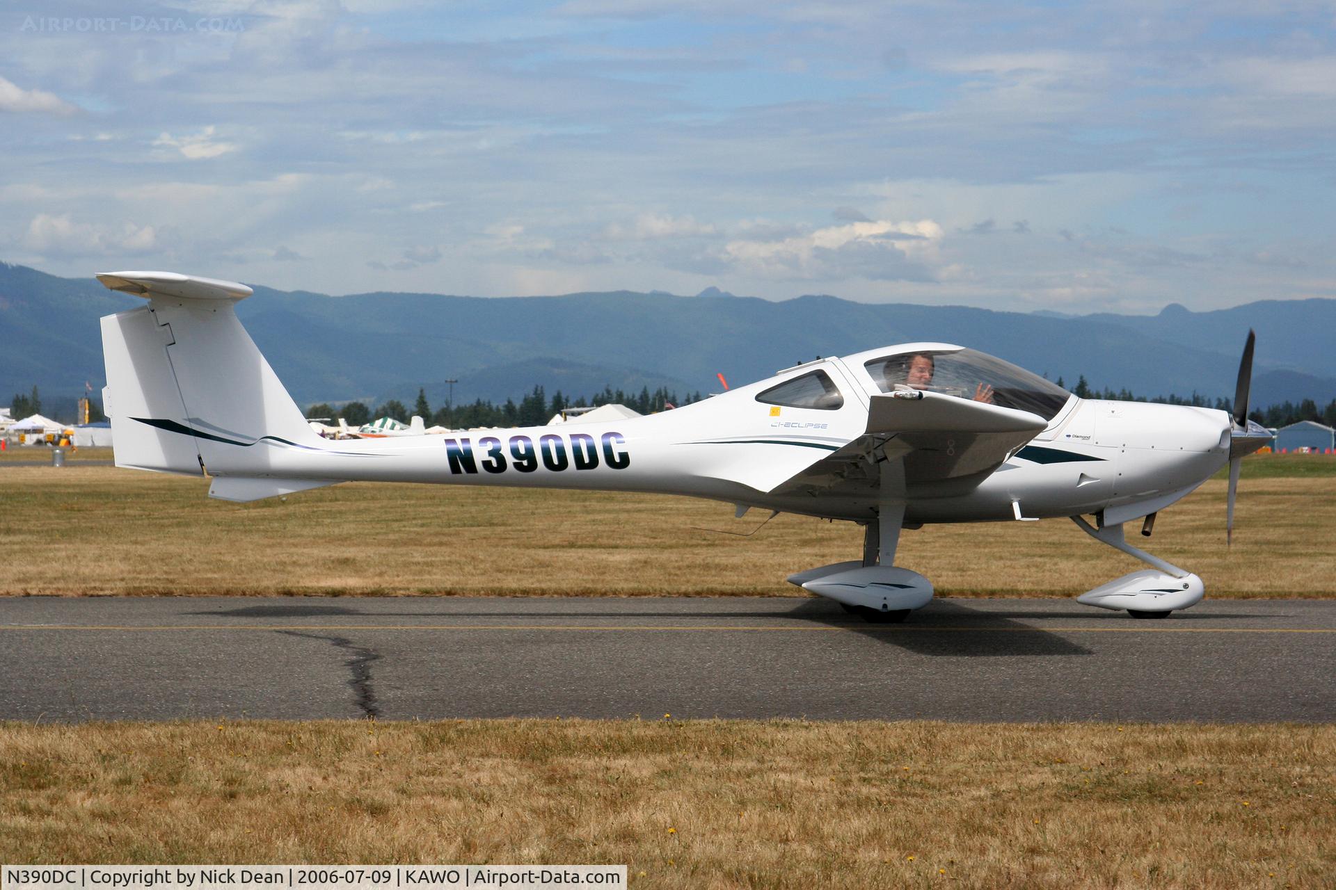 N390DC, 2006 Diamond DA-20C-1 Eclipse C/N C0360, KAWO