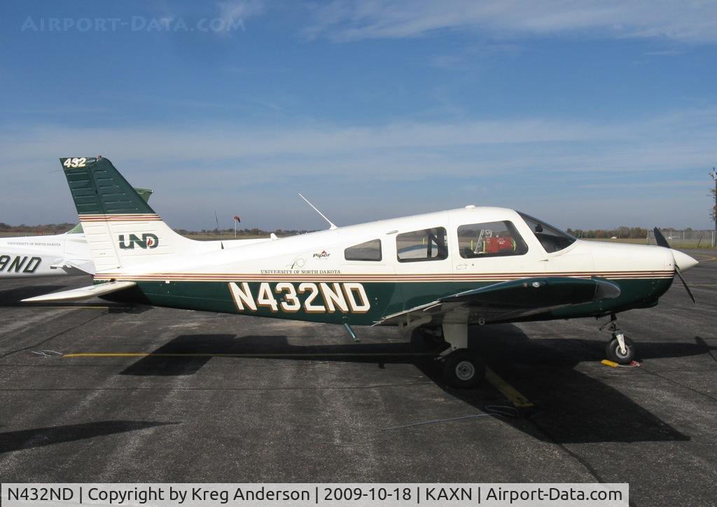 N432ND, 2006 Piper PA-28-161 Cherokee Warrior II C/N 2842267, University of North Dakota's one of many Piper PA-28-161 Warriors. Parked on the ramp.