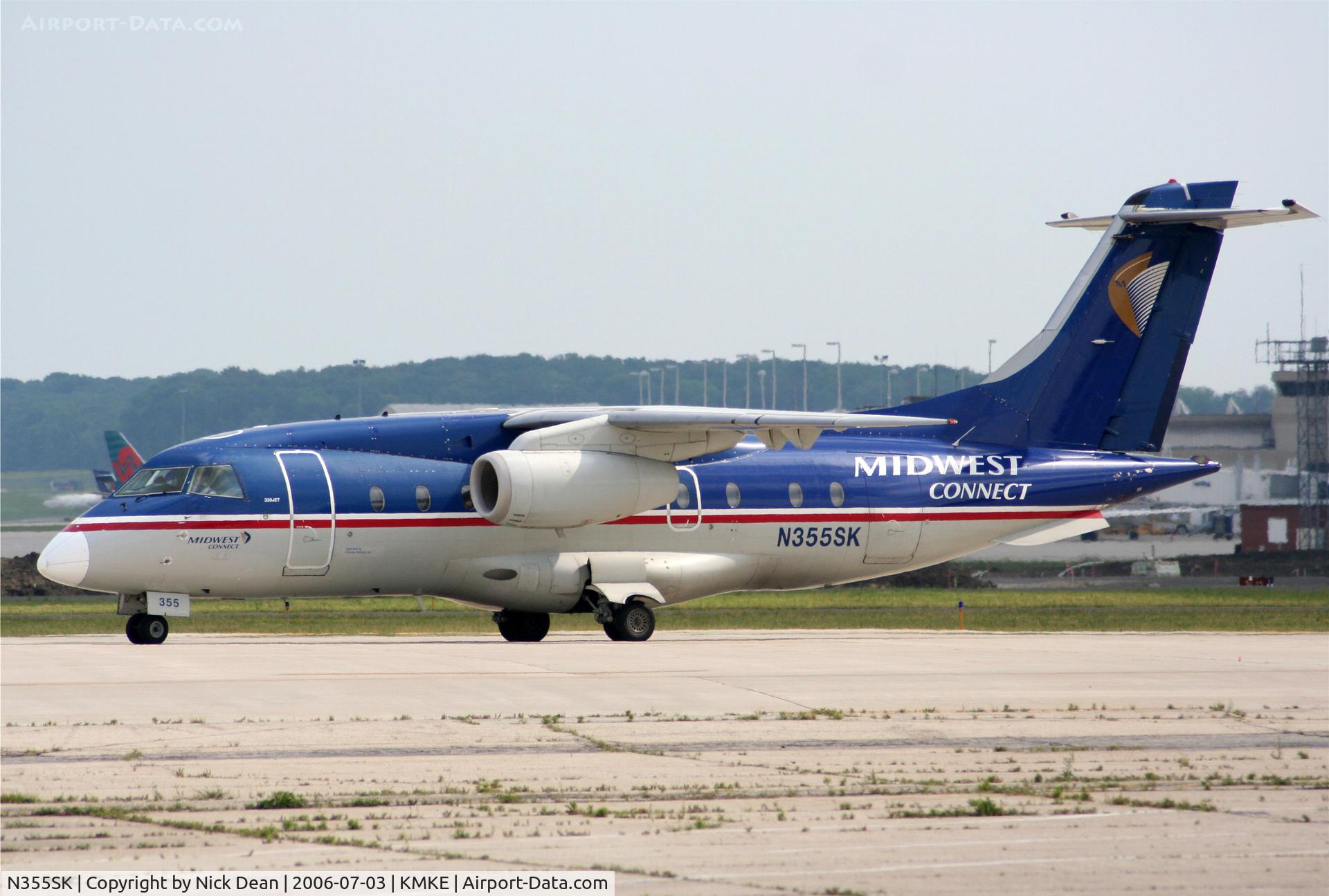 N355SK, 1999 Fairchild Dornier 328-300 328JET C/N 3124, KMKE