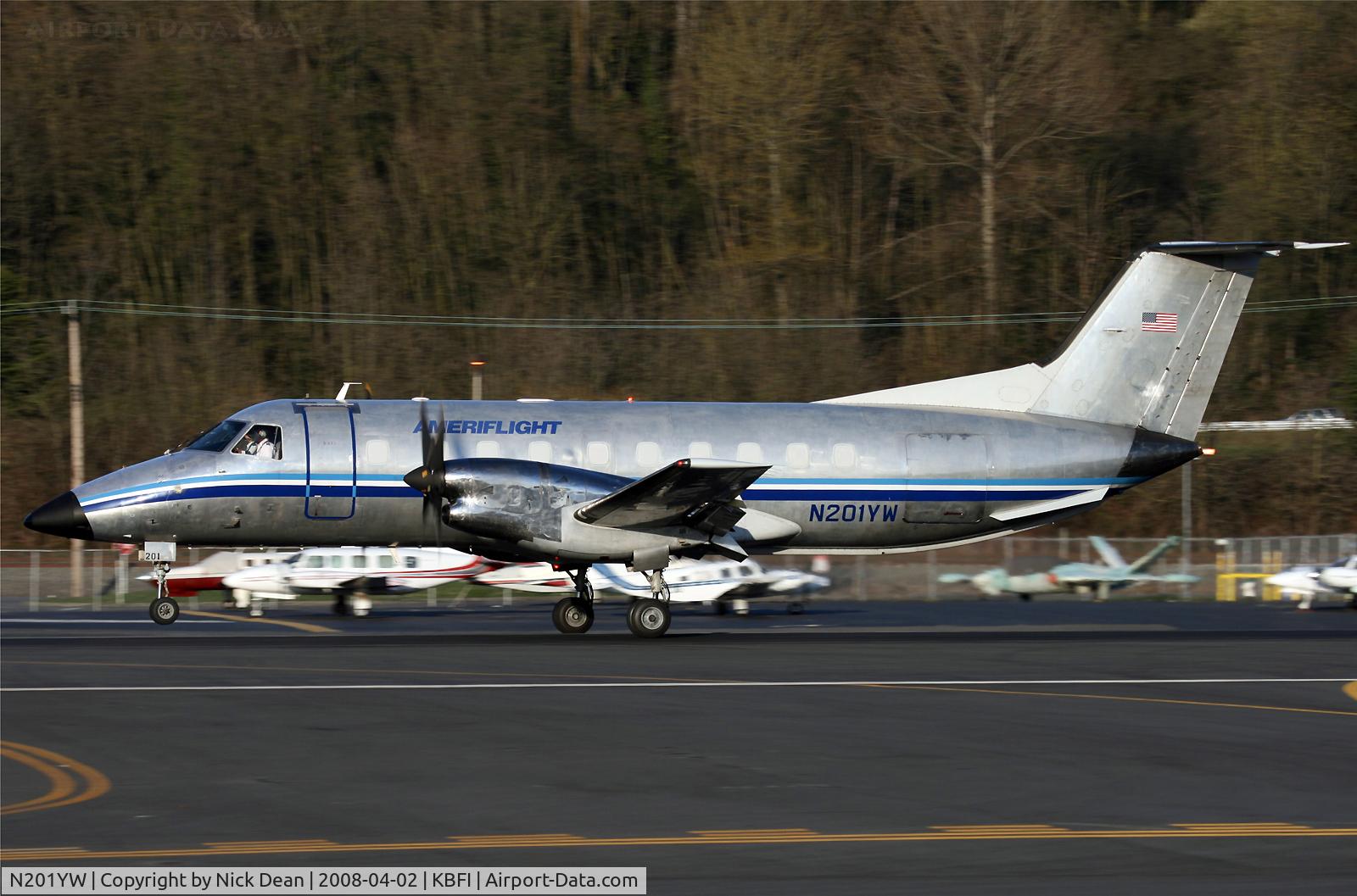 N201YW, 1990 Embraer EMB-120ER Brasilia C/N 120.201, KBFI