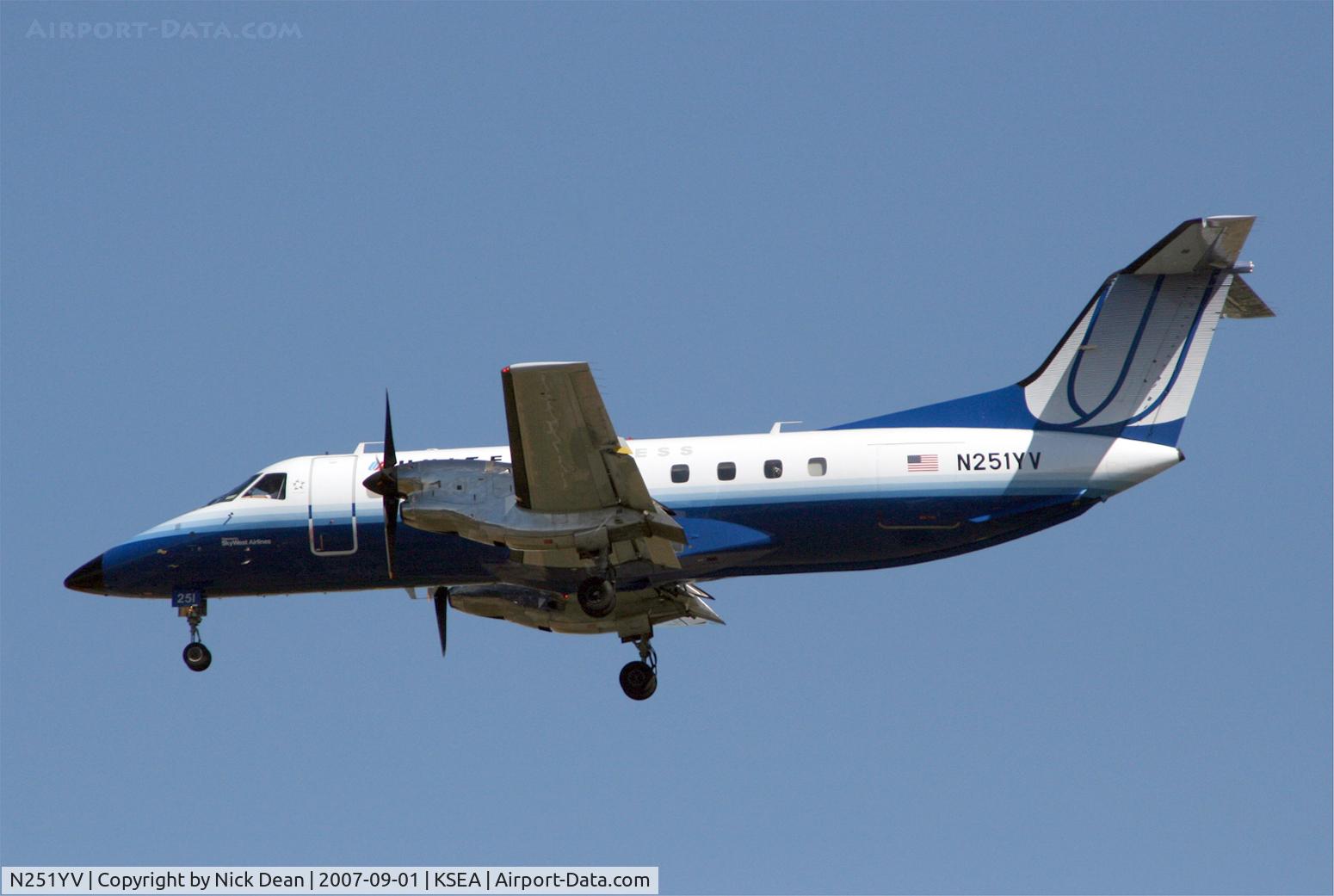 N251YV, 1993 Embraer EMB-120ER Brasilia C/N 120251, KSEA