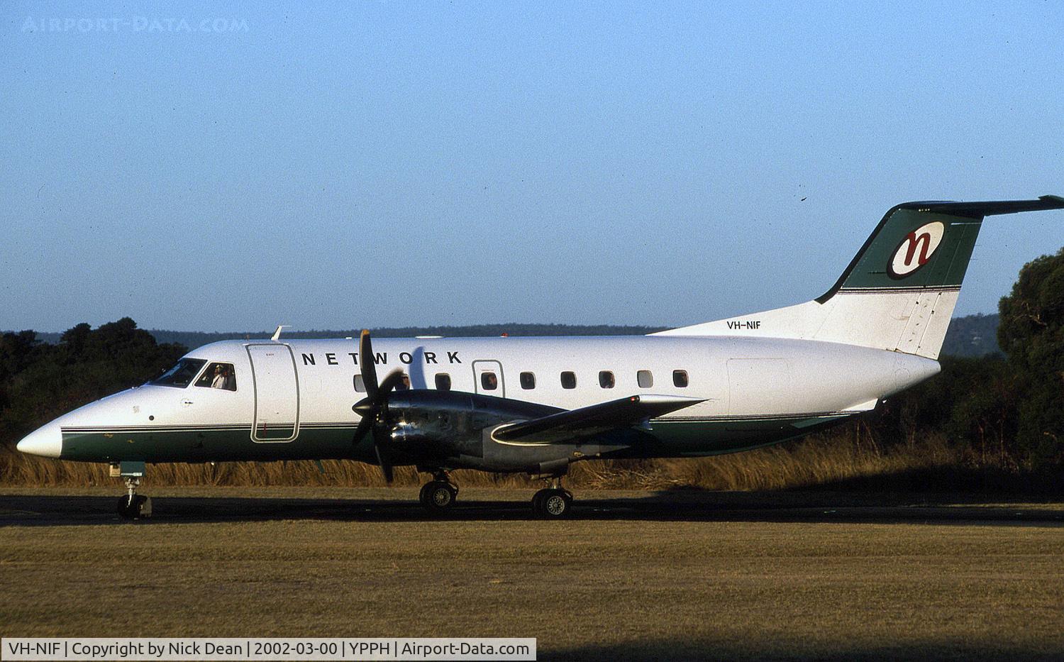 VH-NIF, 1987 Embraer EMB-120ER Brasilia C/N 120054, YPPH