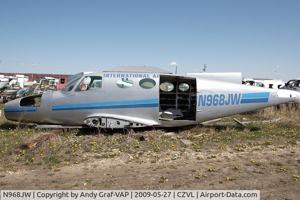 N968JW, 1968 Cessna 401 C/N 401-0296, International Airlines Cessna 401