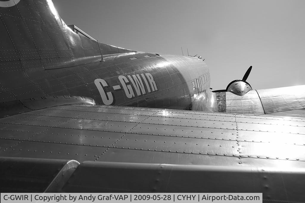 C-GWIR, 1942 Douglas C-47A-20-DL (DC-3) C/N 9371, Buffalo Airways DC3