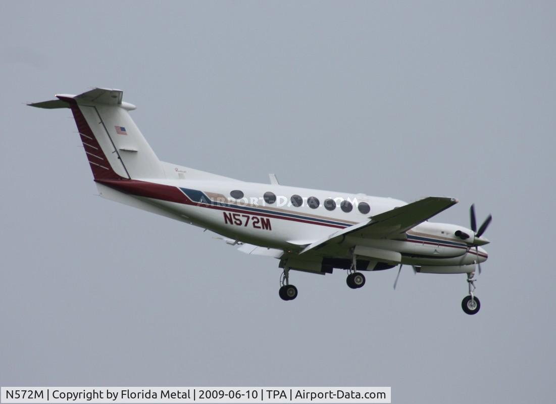 N572M, 1978 Beech 200 Super King Air C/N BB-398, Beech 200