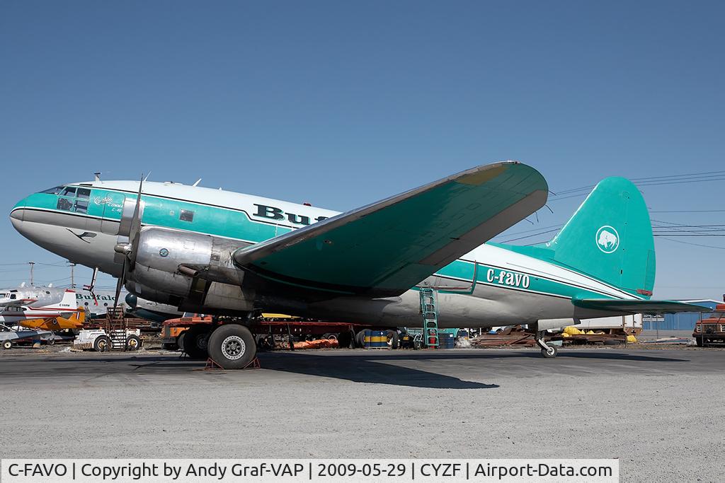 C-FAVO, 1944 Curtiss C-46D Commando C/N 33242, Buffalo Airways C-46