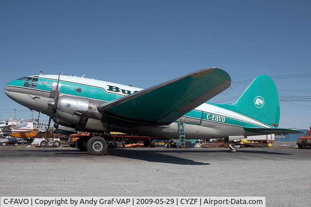 C-FAVO, 1944 Curtiss C-46D Commando C/N 33242, Buffalo Airways C-46