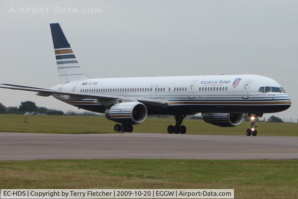 EC-HDS, 1999 Boeing 757-256 C/N 26252, Privelege B757 at Luton