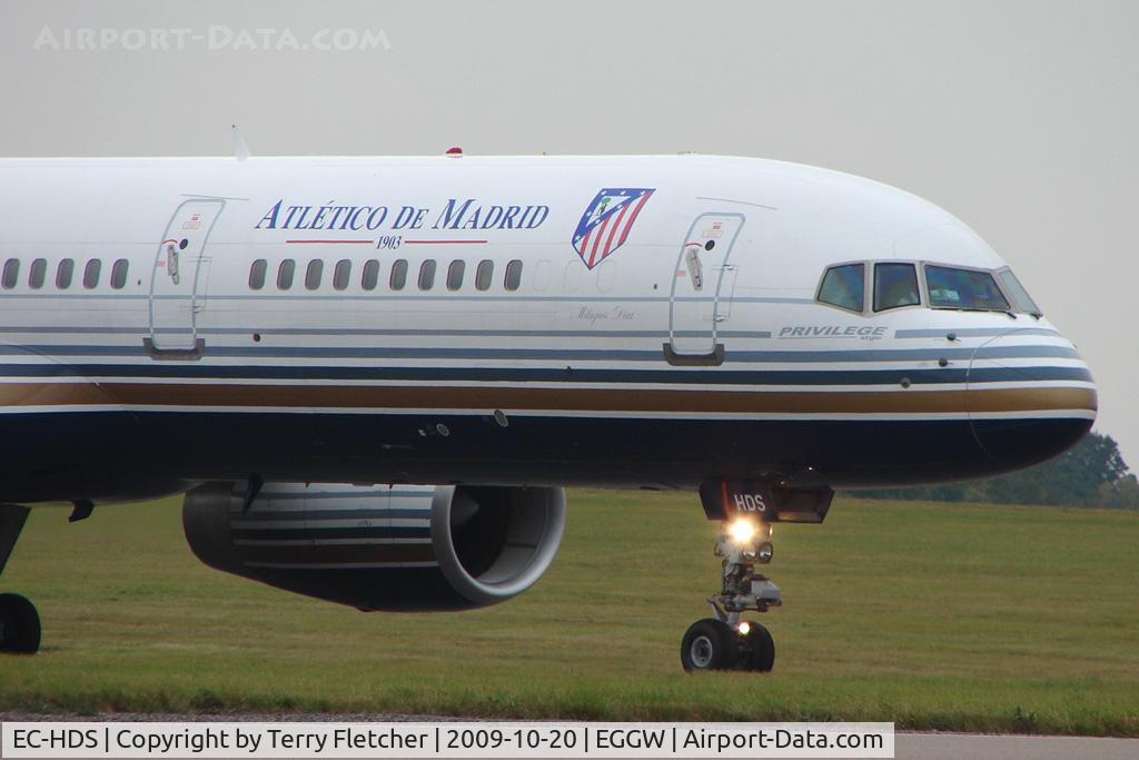 EC-HDS, 1999 Boeing 757-256 C/N 26252, Privelege B757 brings in the Athletico Madrid Soccer Team for their match with Chelsea