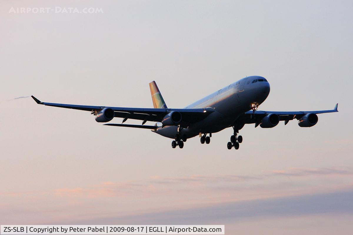 ZS-SLB, 1993 Airbus A340-211 C/N 011, LHR