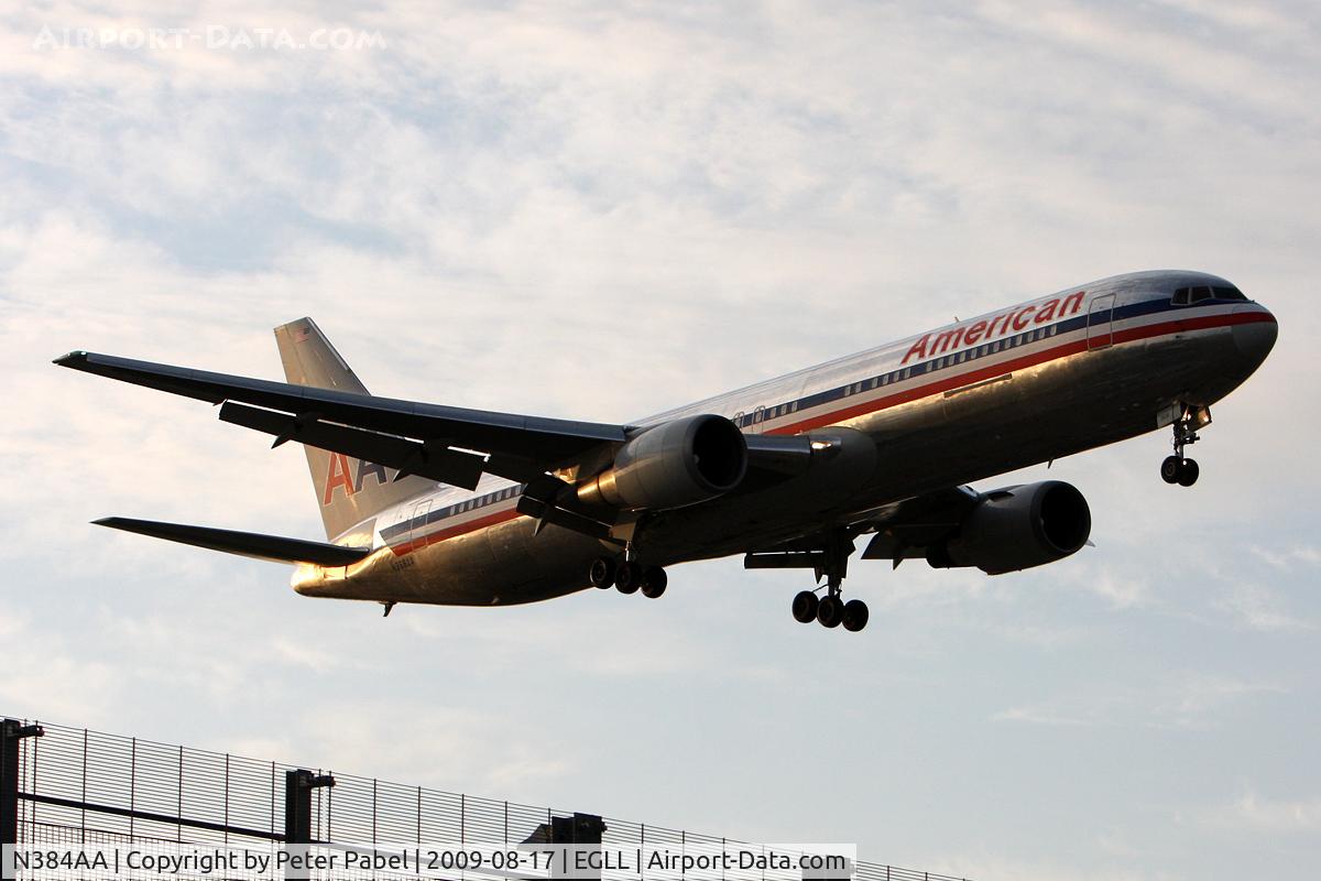 N384AA, 1993 Boeing 767-323 C/N 26996, LHR