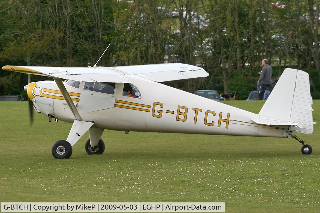 G-BTCH, 1948 Luscombe 8E Silvaire C/N 6403, Pictured during the 2009 Microlight Trade Fair.