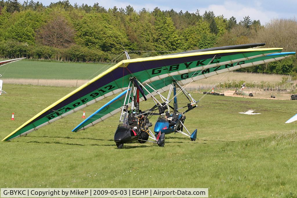 G-BYKC, 1999 Mainair Blade 912 C/N 1196-0599-7-W999, Pictured during the 2009 Microlight Trade Fair.