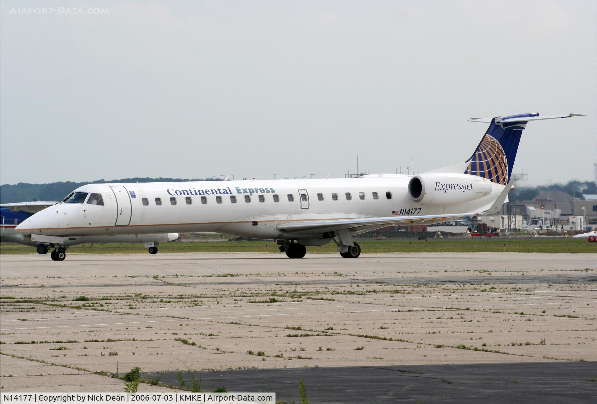 N14177, 2005 Embraer ERJ-145XR (EMB-145XR) C/N 14500888, KMKE