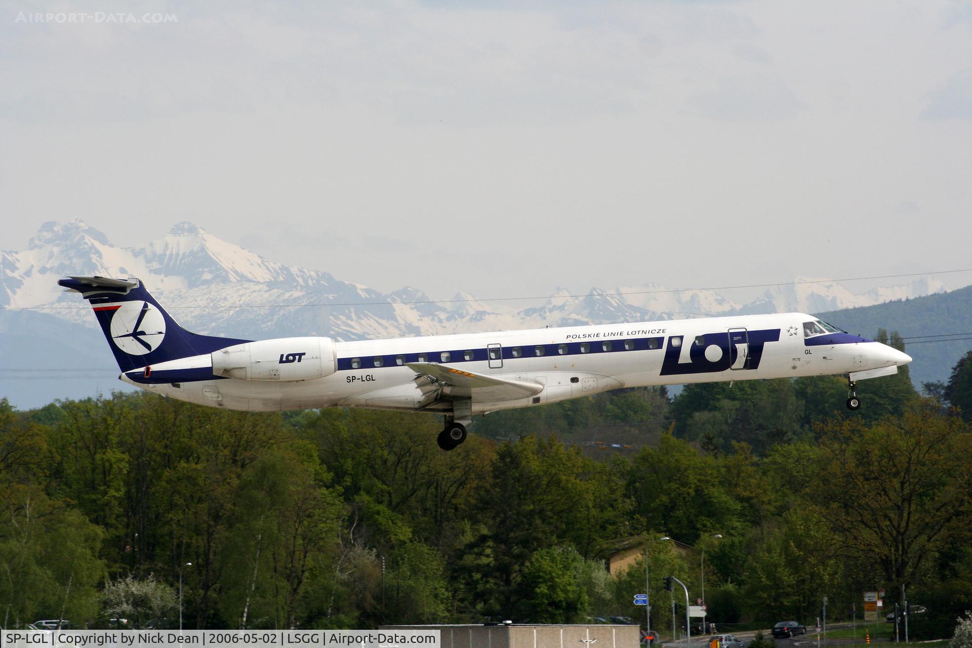 SP-LGL, 2001 Embraer EMB-145MP (ERJ-145MP) C/N 145406, LSGG