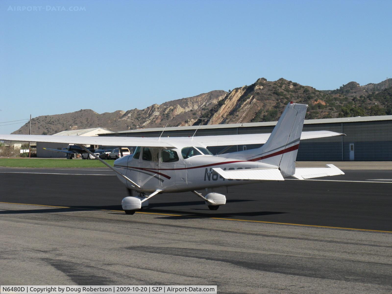 N6480D, 1979 Cessna 172N C/N 17272828, 1979 Cessna 172N, Lycoming O-320-H2AD 160 Hp, taxi