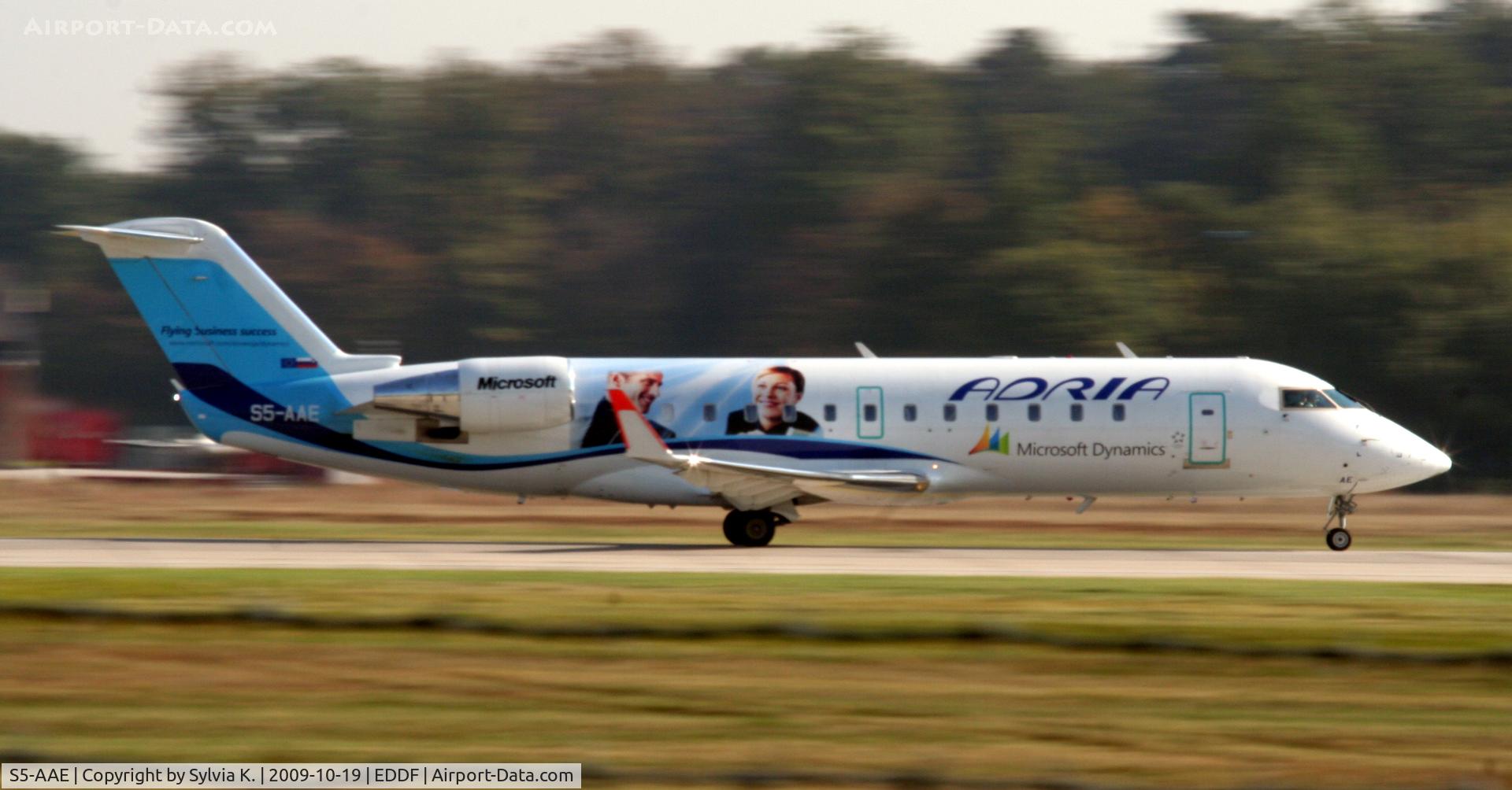 S5-AAE, 1998 Canadair CRJ-200LR (CL-600-2B19) C/N 7170, Adria