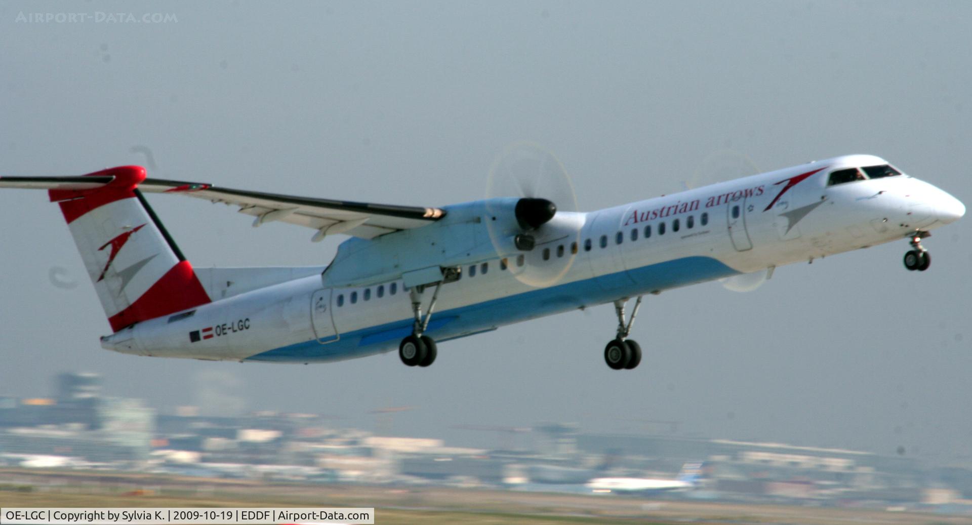 OE-LGC, 2000 De Havilland Canada DHC-8-402Q Dash 8 C/N 4026, Austrian