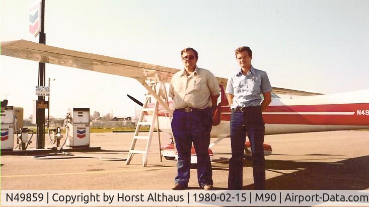N49859, Cessna 152 C/N 15281363, 152 N49859 in Mendota, right Thomas Bussius, left the station guy