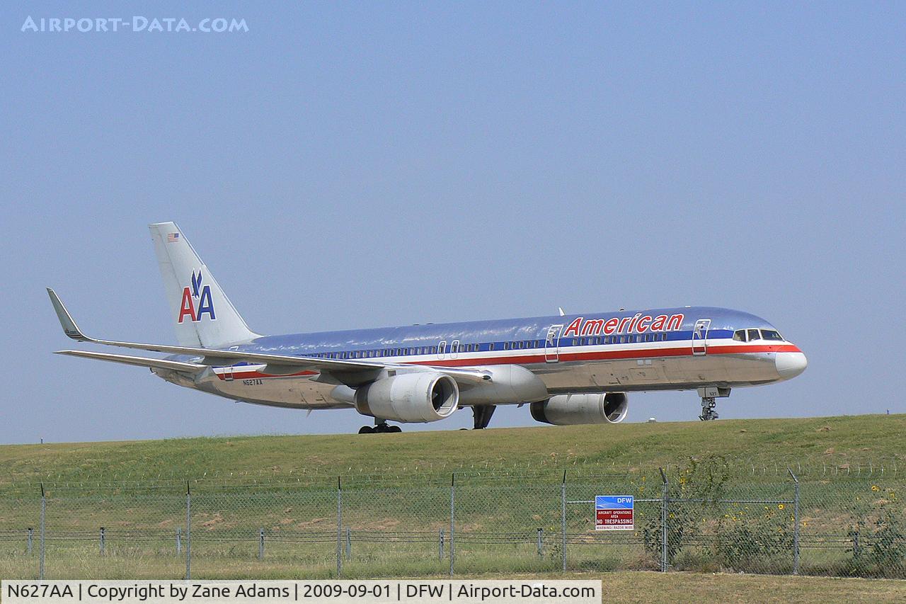 N627AA, 1990 Boeing 757-223 C/N 24585, American Airlines at DFW