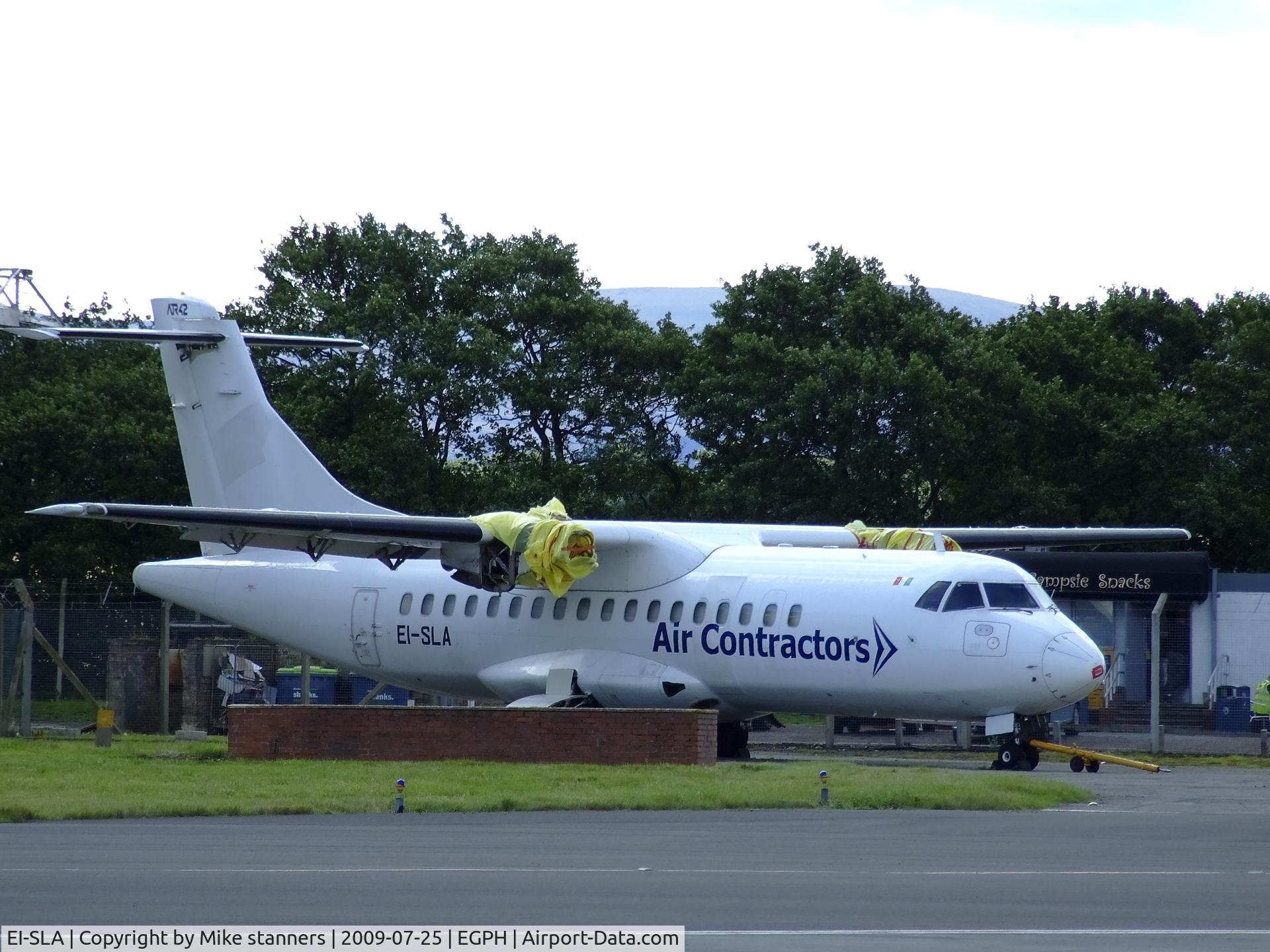 EI-SLA, 1989 ATR 42-300 C/N 149, Air contractors ATR-42-310F At EDI for maintenance