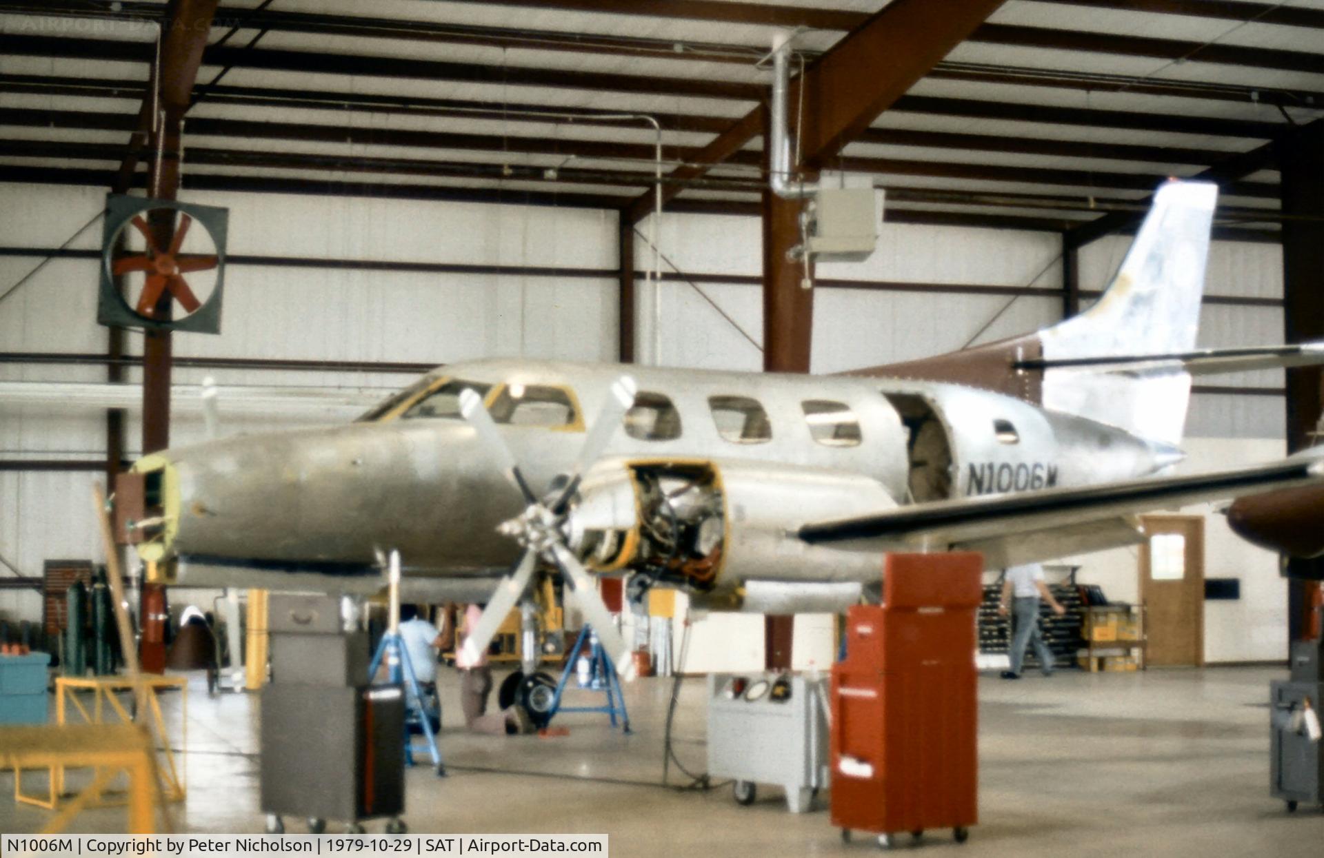 N1006M, 1979 Swearingen SA226-T(B) Merlin IIIB C/N T-323, Merlin IIIB seen at the Swearingen production facility at San Antonio in October 1979.