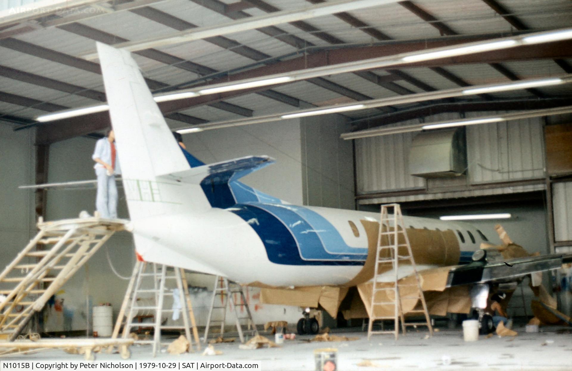 N1015B, 1979 Swearingen SA-226TC Metro II C/N TC-312, Metro II being prepared at the Swearingen production facility at San Antonio in October 1979 for the Australian carrier Horizon Airlines as VH-WGX.