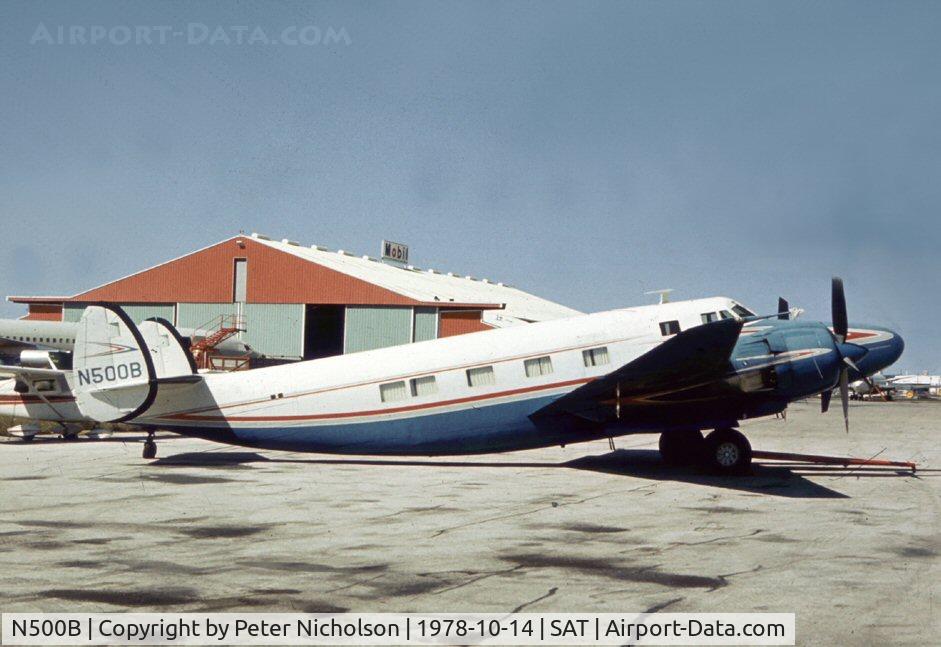 N500B, Dee Howard Company 500 C/N 500-101, Howard 500 prototype conversion of PV-1 Bu 33161 seen at San Antonio in October 1978.