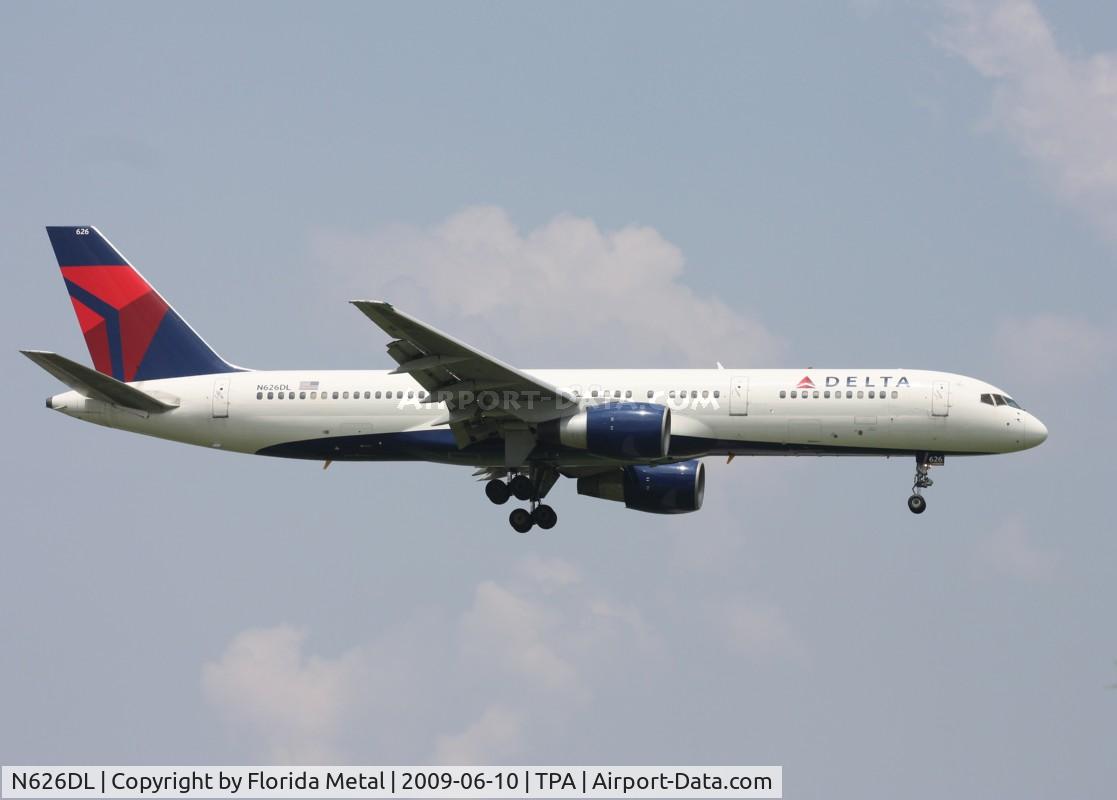 N626DL, 1987 Boeing 757-232 C/N 22916, Delta 757-200