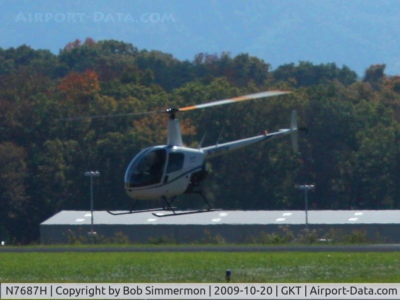 N7687H, 2008 Robinson R22 BETA C/N 4370, Practicing at Sevierville, TN