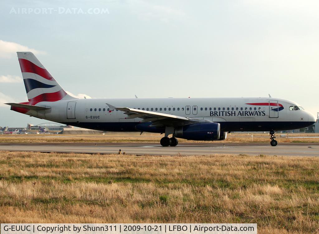 G-EUUC, 2001 Airbus A320-232 C/N 1696, Lining up rwy 14L for departure...