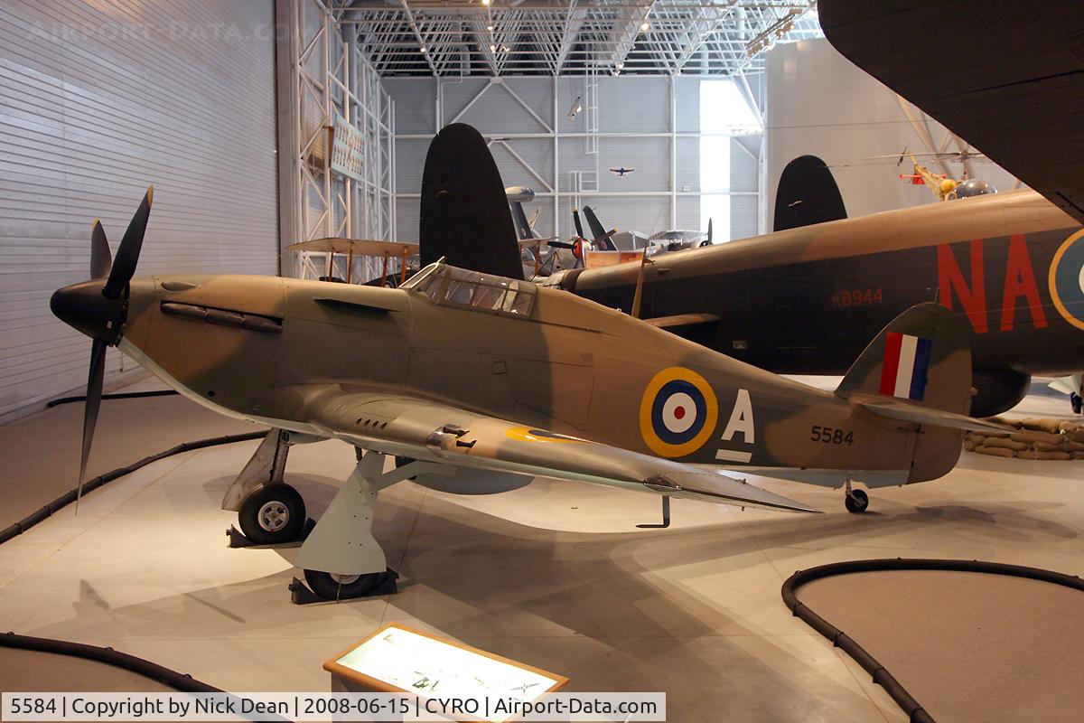 5584, 1942 Hawker (CCF) Hurricane Mk12 C/N 52019, CYRO
