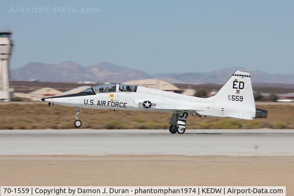 70-1559, 1970 Northrop T-38A Talon C/N T.6249, Take off from EDW during airshow practice
