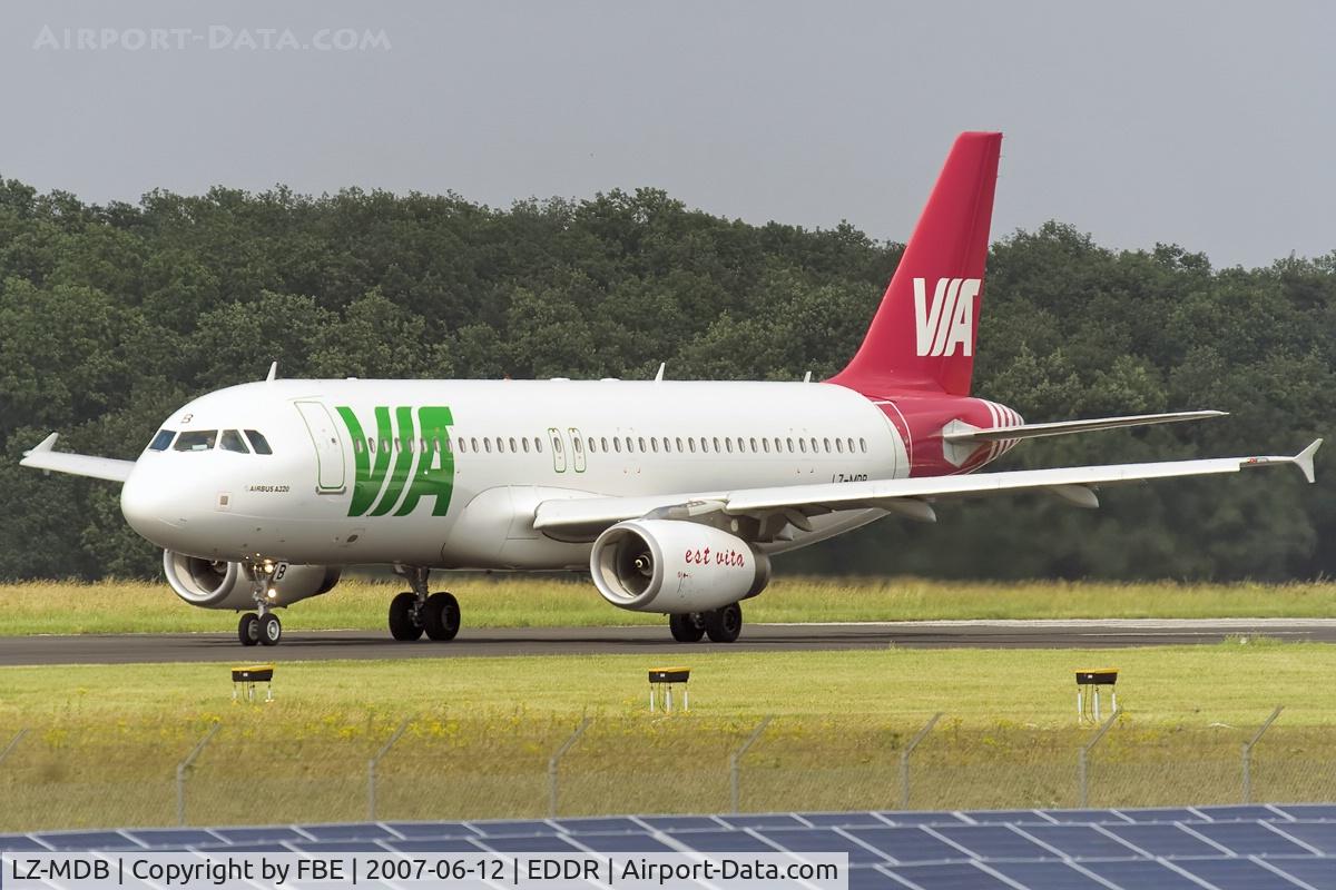 LZ-MDB, 2007 Airbus A320-214 C/N 3125, take off run RW27
