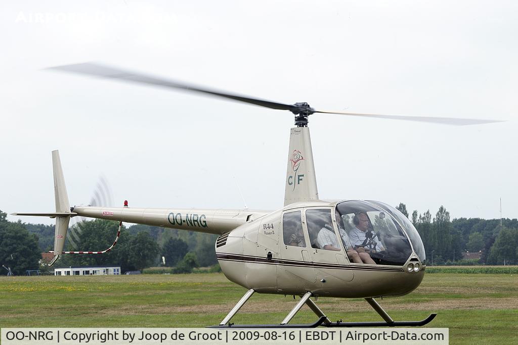 OO-NRG, 2007 Robinson R44 Raven II C/N 11664, Heavy cross wind correction during landing.rivate helicopter at the old timer fly in.