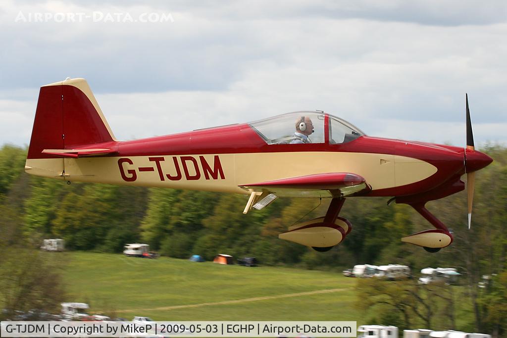 G-TJDM, 2007 Vans RV-6A C/N PFA 181A-13370, Pictured landing during the 2009 Microlight Trade Fair.