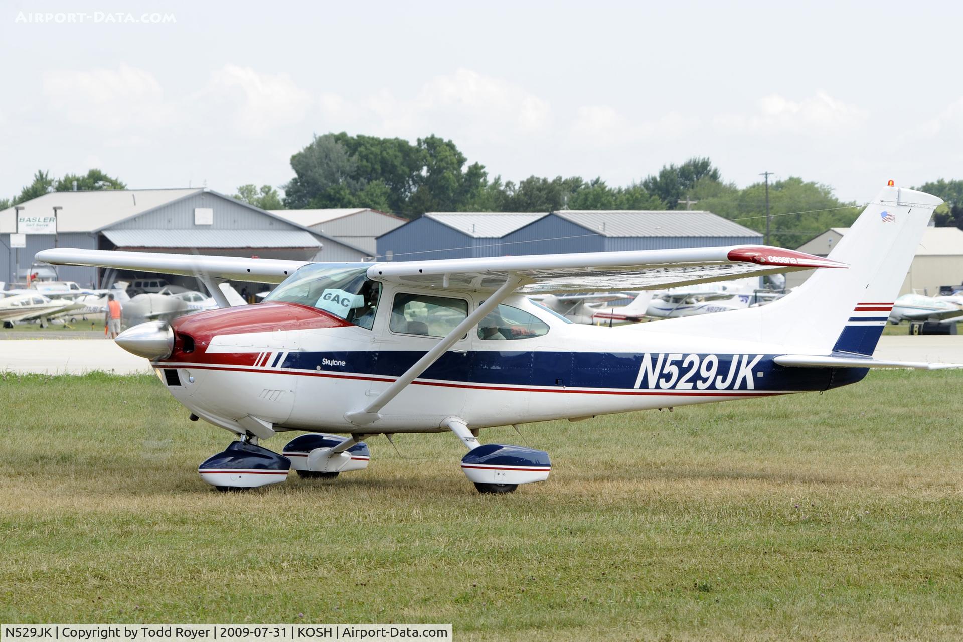 N529JK, 1977 Cessna 182Q Skylane C/N 18265525, EAA AIRVENTURE 2009