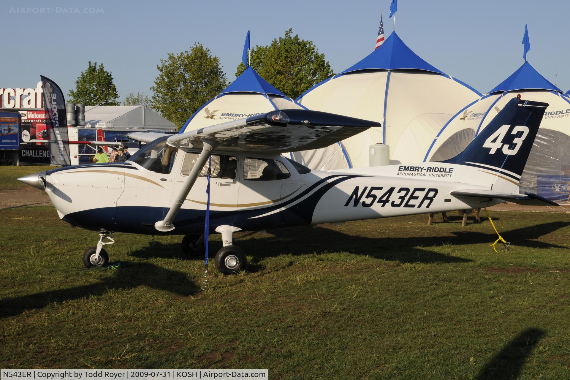 N543ER, 2007 Cessna 172S C/N 172S10522, EAA AIRVENTURE 2009