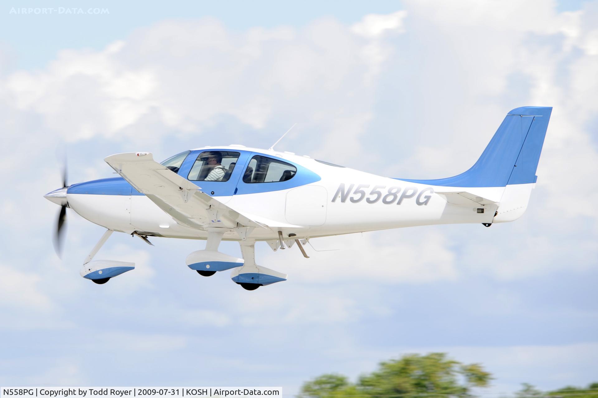 N558PG, 2008 Cirrus SR22 C/N 3024, EAA AIRVENTURE 2009